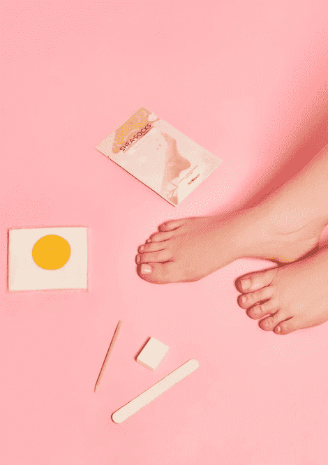 All-In-One Disposable PEDI Kit with Shea Butter Socks - Maskscara