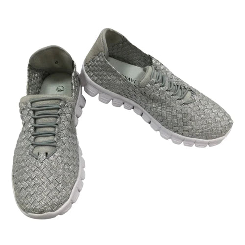 Breeze Walking Shoe - Silver