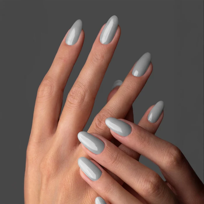 GP202 - Greyt Dame