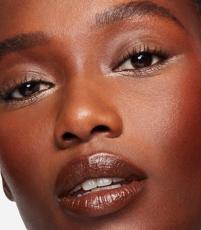 cream stick blush | Essence wears Heat Stroke in Scorched